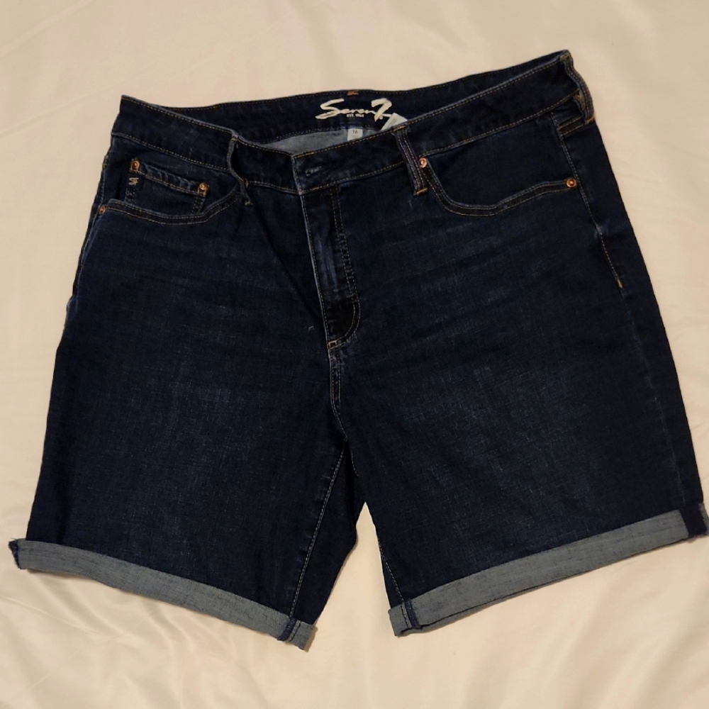 Seven7 Women's Dark Blue Denim Shorts Size 16